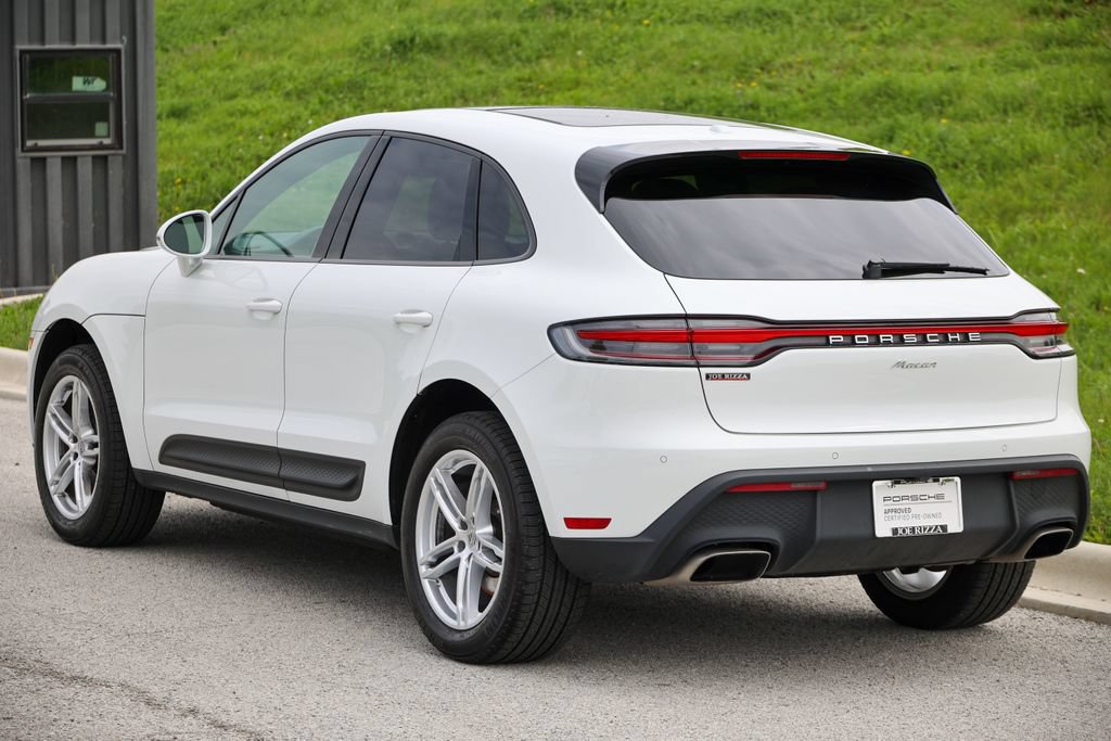 Certified 2026 Porsche Macan AWD/4WD image 2