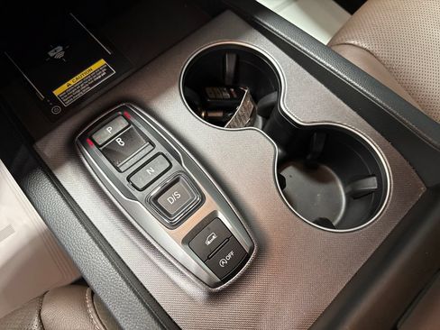Used 2024 Honda Passport EX-L image 21