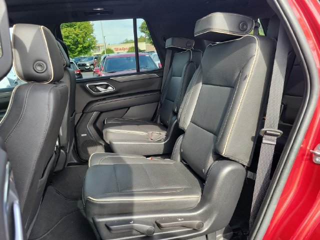 Used 2021 GMC Yukon SLT w/ SLT Premium Package AWD/4WD image 25