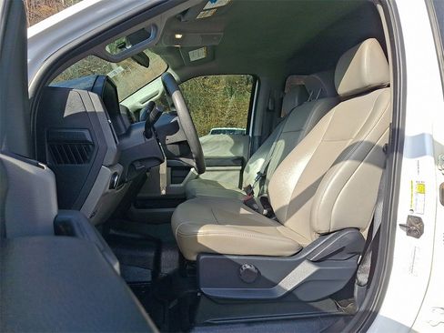 Used 2022 Ford F250 XL w/ Power Equipment Group image 13