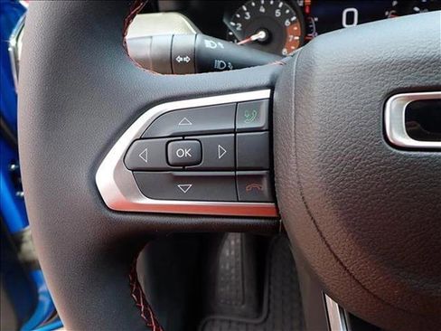 New 2025 Jeep Compass Trailhawk image 11