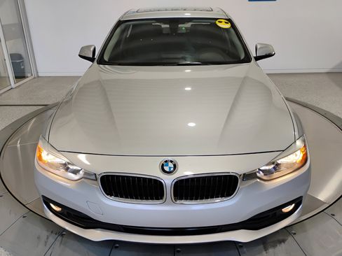 Used 2017 BMW 320i Sedan image 68