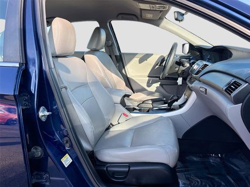 Used 2013 Honda Accord LX image 27