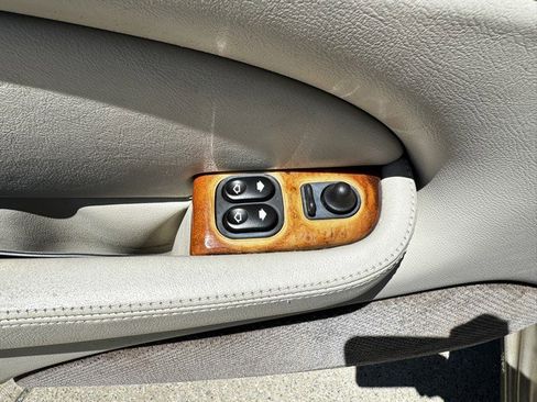 Used 2000 Jaguar XK8 BASE image 14