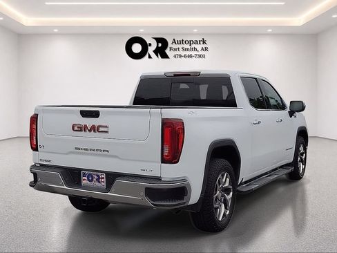 Used 2022 GMC Sierra 1500 SLT AWD/4WD image 5