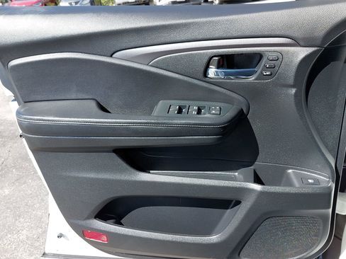 Certified 2023 Honda Ridgeline RTL image 26