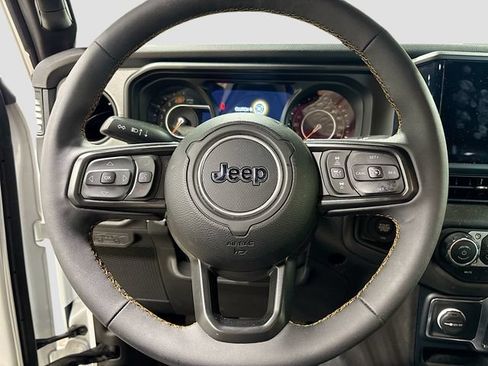 Used 2024 Jeep Wrangler Sport AWD/4WD image 11