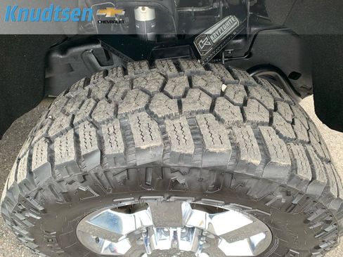 Used 2018 GMC Sierra 3500 Denali w/ Duramax Plus Package image 10