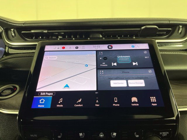 Used 2022 Jeep Grand Cherokee Overland AWD/4WD image 28
