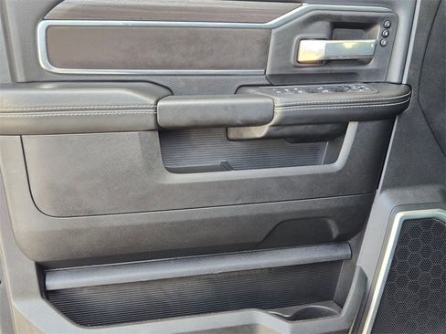 Used 2025 RAM 2500 Laramie w/ Night Edition image 11