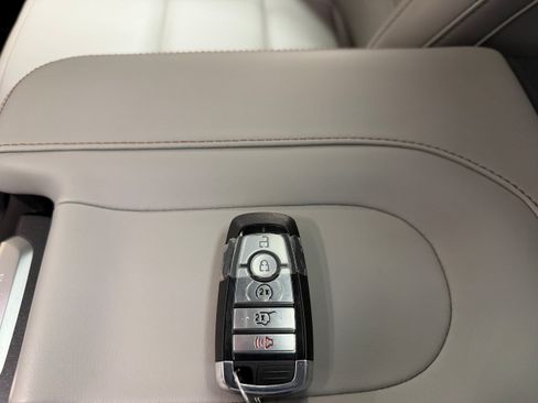 Certified 2025 Ford Expedition Max Active AWD/4WD image 45