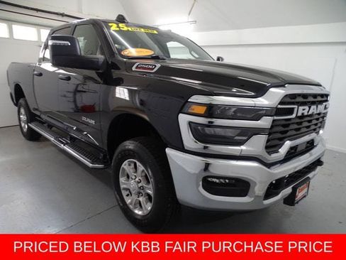 Certified 2025 RAM 2500 Big Horn AWD/4WD image 1