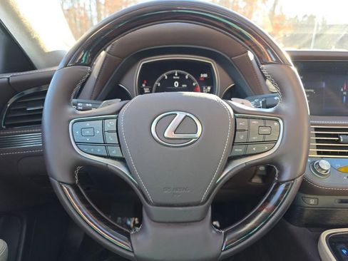 Used 2018 Lexus LS 500 AWD w/ Interior Upgrade Package image 22