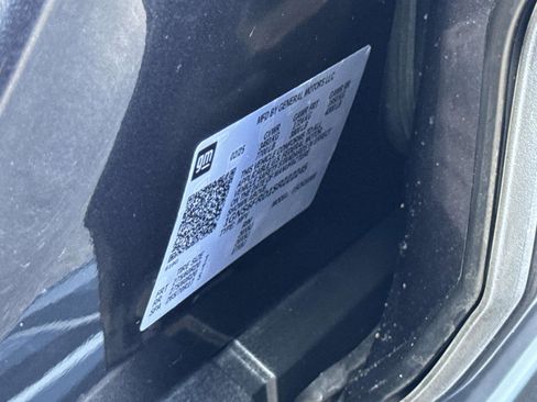 Certified 2025 Chevrolet Suburban Premier image 31