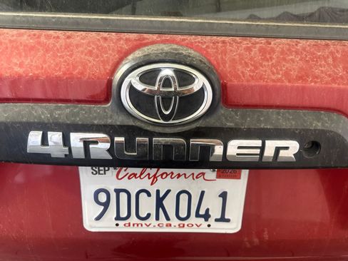 Used 2020 Toyota 4Runner TRD Off-Road AWD/4WD image 14