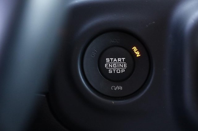 Used 2021 Jeep Wrangler Unlimited Sahara w/ Cold Weather Group AWD/4WD image 14