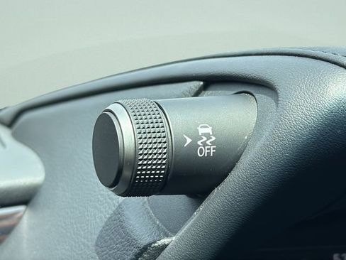 Used 2021 Lexus ES 350 Luxury w/ Accessory Package 2 image 28