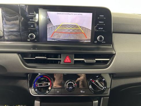 Used 2024 Kia Seltos LX AWD/4WD image 23