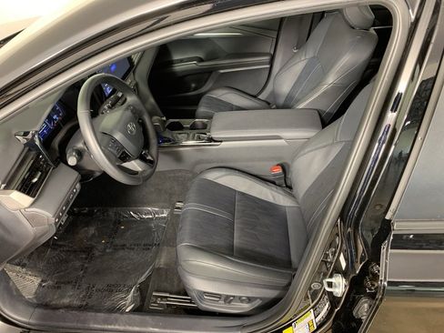 Used 2025 Toyota Camry XSE image 19