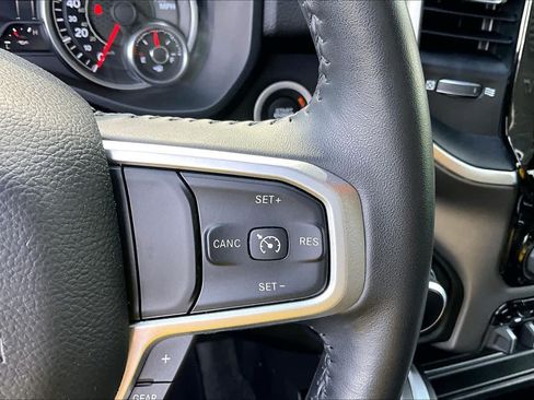Used 2022 RAM 1500 Big Horn AWD/4WD image 23
