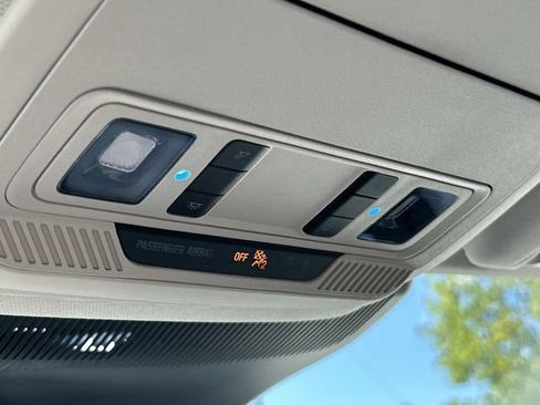 New 2025 Ford Explorer Active w/ Active Comfort Package image 32