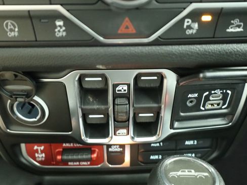 New 2026 Jeep Gladiator Sport AWD/4WD image 40