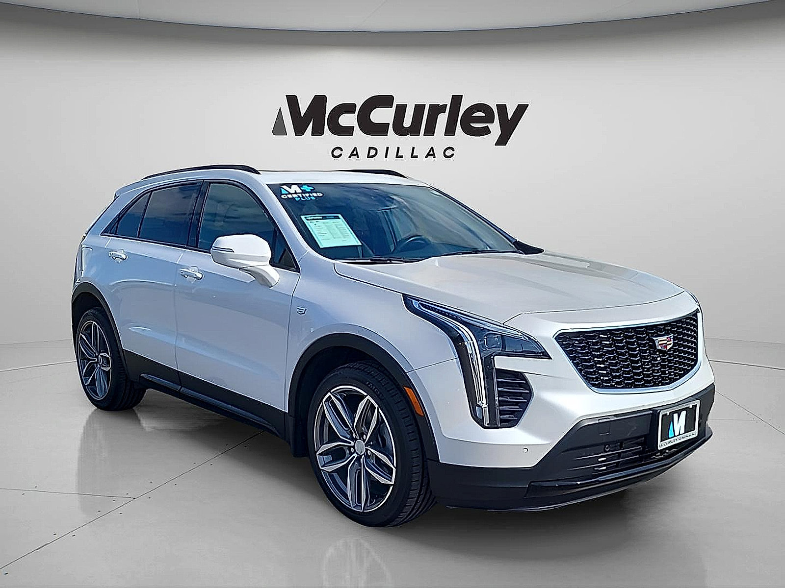 Used 2023 Cadillac XT4 Sport AWD/4WD image 3