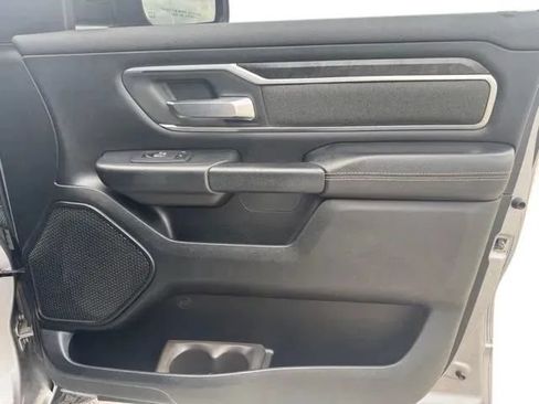 Used 2019 RAM 1500 Big Horn AWD/4WD image 14