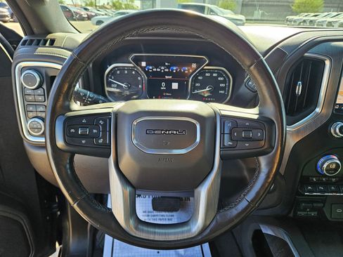 Certified 2019 GMC Sierra 1500 Denali w/ Denali Ultimate Package AWD/4WD image 15