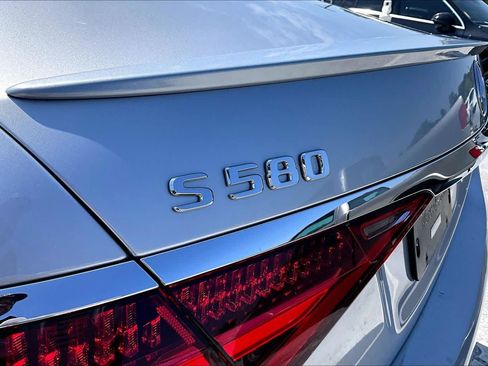 Certified 2022 Mercedes-Benz S 580 4MATIC Sedan image 31