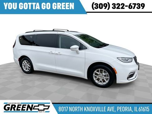 Used 2022 Chrysler Pacifica Touring-L FWD image 1