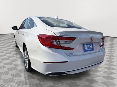 Used 2018 Honda Accord LX image 7