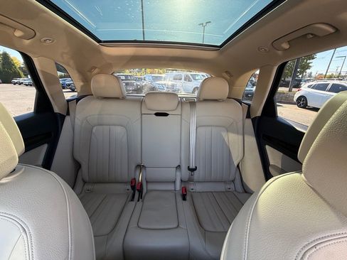 Used 2018 Audi Q5 2.0T Premium Plus w/ Premium Plus Package image 21