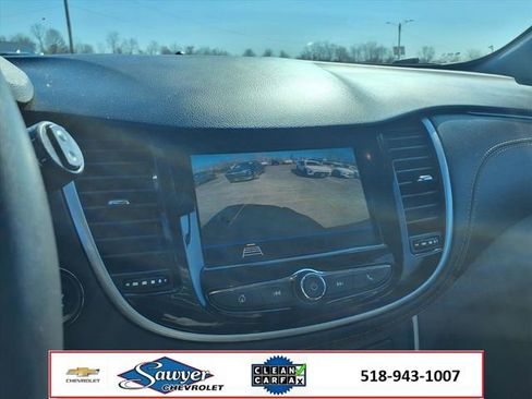 Used 2022 Chevrolet Trax LT w/ Driver Confidence Package image 23