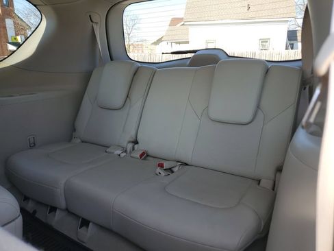 Used 2015 INFINITI QX80 4WD image 13