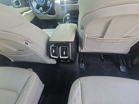 Used 2022 Kia Sorento SX FWD image 12
