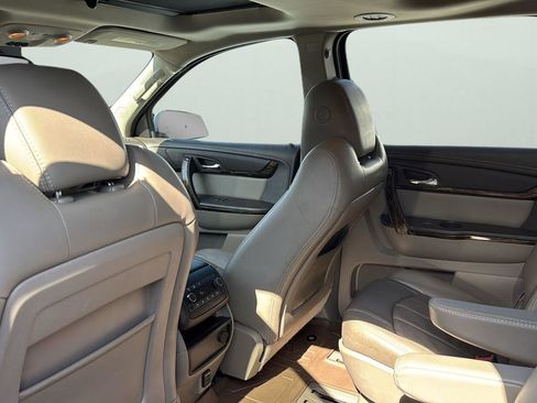 Used 2016 GMC Acadia Denali image 29