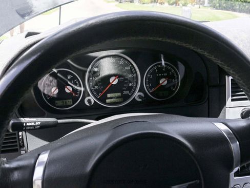 Used 2005 Chrysler Crossfire SRT-6 RWD image 44