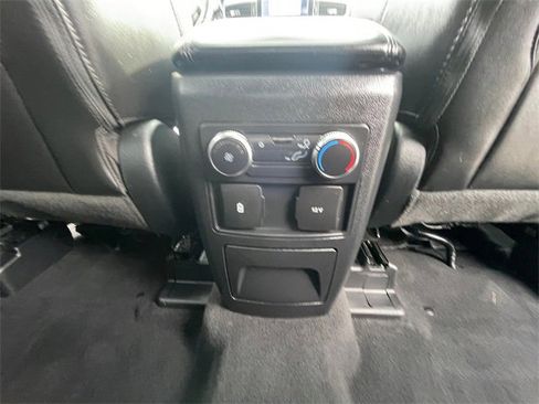 Used 2022 Ford Explorer XLT w/ Equipment Group 202A image 25