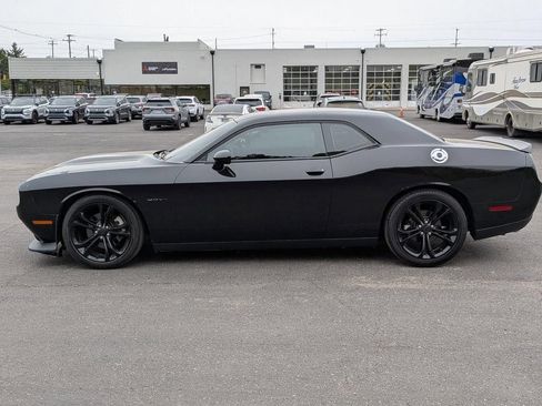Used 2021 Dodge Challenger R/T RWD image 2