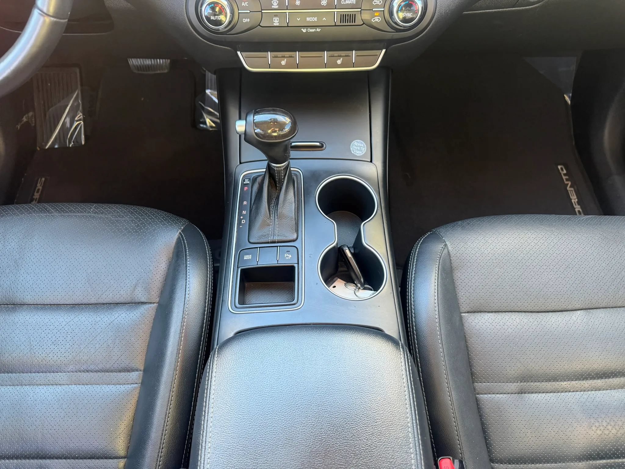 Used 2017 Kia Sorento FWD w/ LX Convenience Package image 26