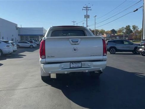 Used 2012 Cadillac Escalade EXT Premium image 7