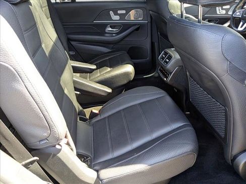 Used 2022 Mercedes-Benz GLS 450 4MATIC image 22
