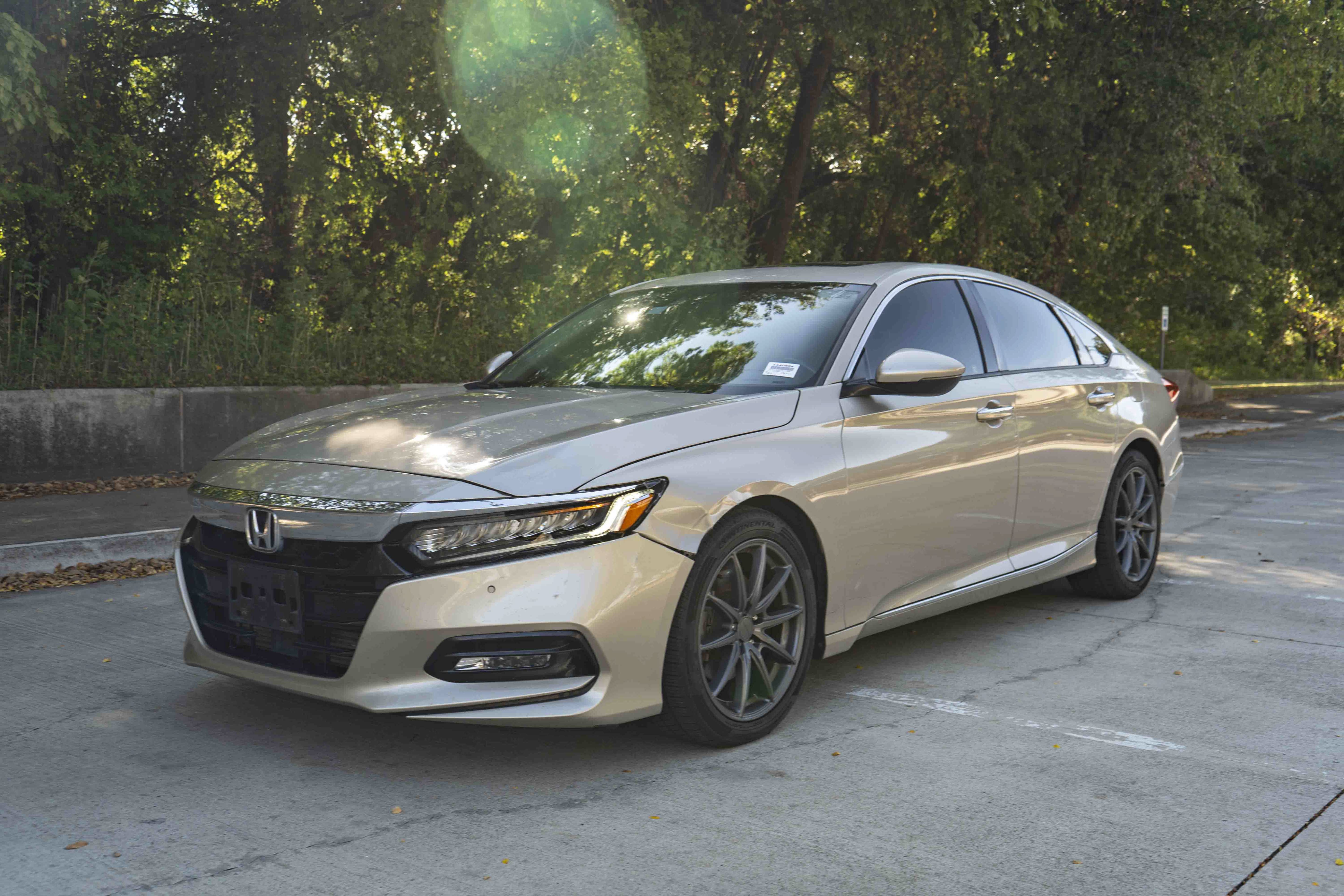 Used 2020 Honda Accord Touring image 5