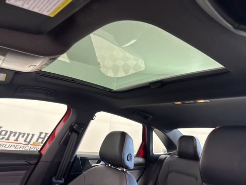 Used 2025 Volkswagen Jetta GLI Autobahn image 9