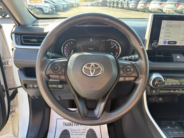 Used 2024 Toyota RAV4 XLE w/ Convenience Package FWD image 15