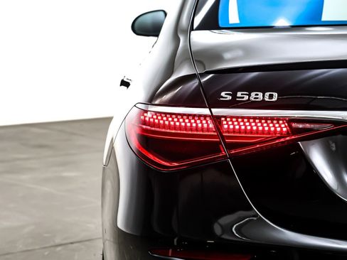 Certified 2023 Mercedes-Benz S 580 4MATIC Sedan image 17