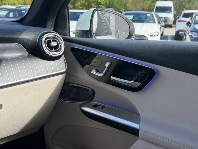 Certified 2026 Mercedes-Benz GLC 300 4MATIC image 22