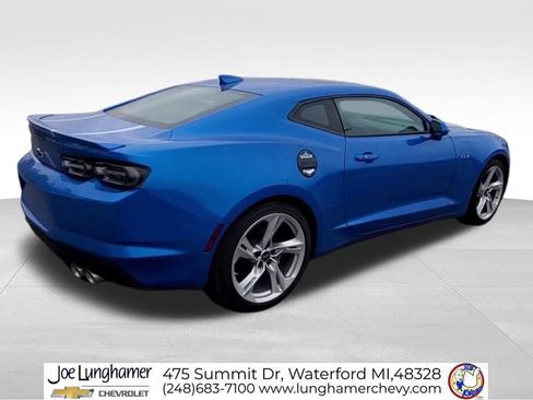 Used 2024 Chevrolet Camaro LT w/ RS Package image 9