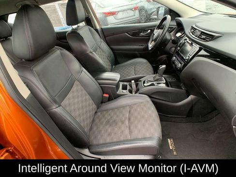 Used 2022 Nissan Rogue Sport SV w/ Technology Package AWD/4WD image 30